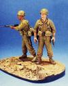 1:35  First Cavalry 1965 LZ-RAY-2 Figures W/ Base