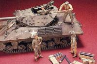 1:35  US M10/M18 Tank Crew Loading Ammo