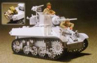 1:35  French M3A3 STUART Tank Crew 2 Figures w/Access.