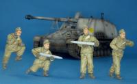 1:35 Hobby Fan German NASHORN Crew Eastern Front-4 FIGS